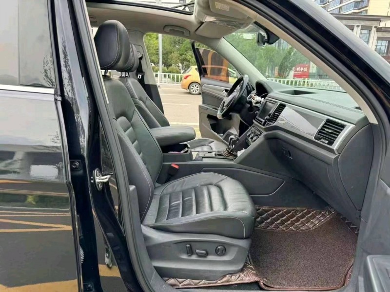 济南18年大众途昂2