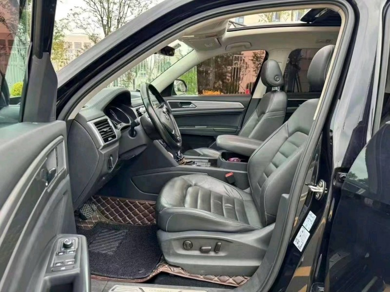 济南18年大众途昂5