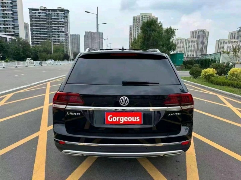 济南18年大众途昂9