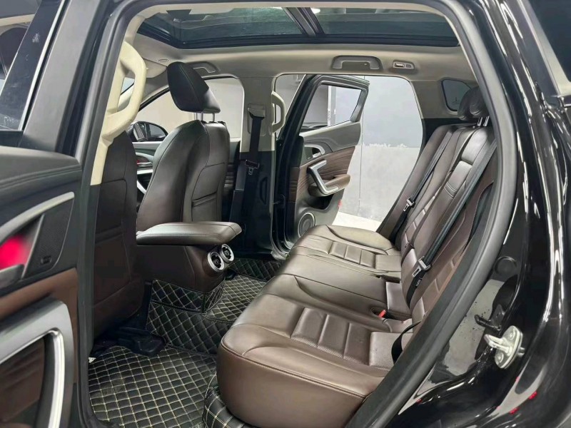 成都19年长城汽车WEY VV78