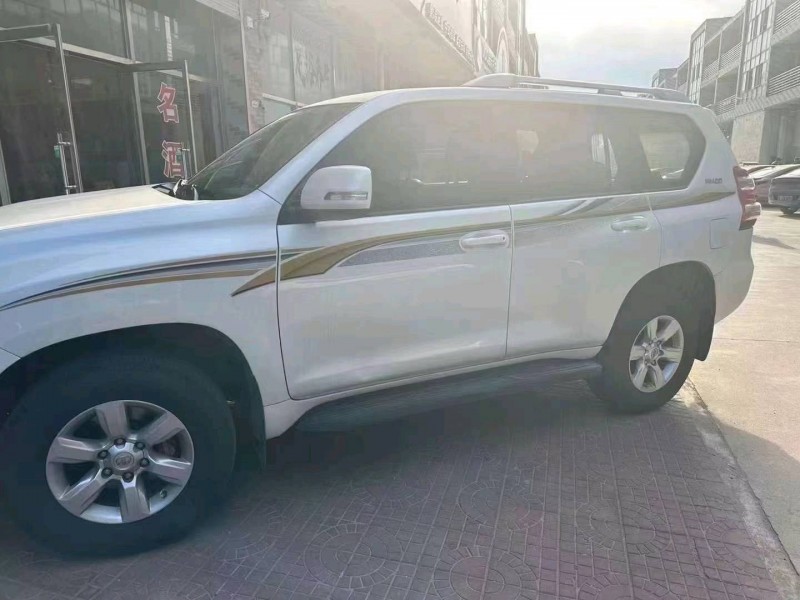 济南15年丰田普拉多4