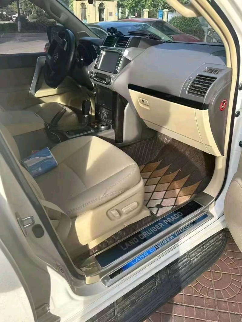 济南15年丰田普拉多5