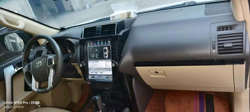 济南18年丰田普拉多6