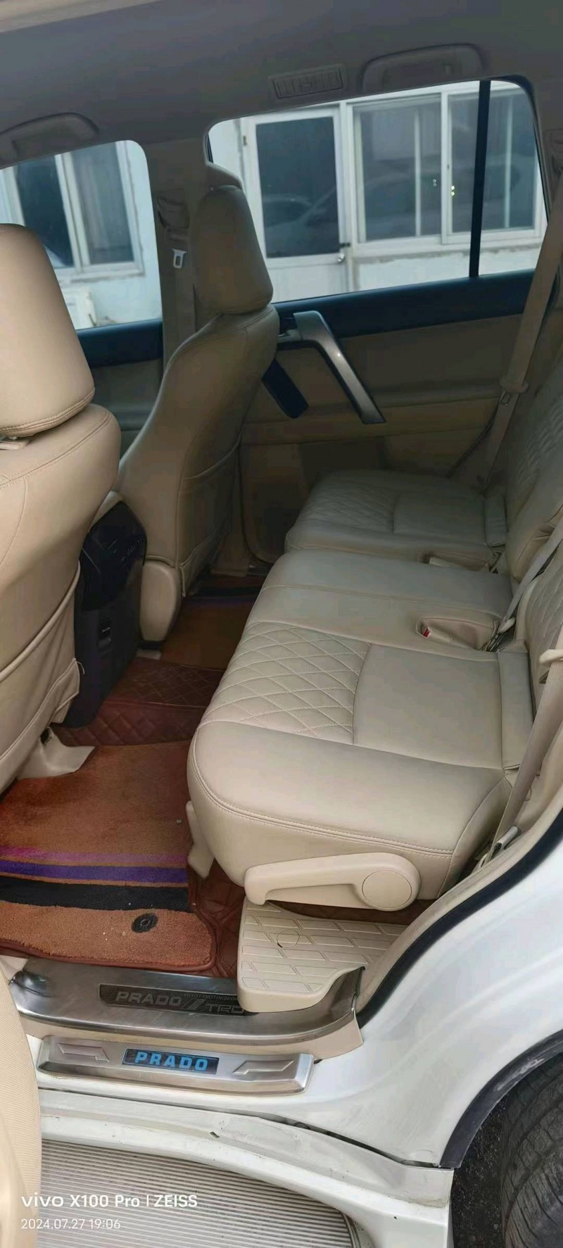 济南18年丰田普拉多7