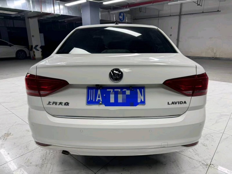 成都16年大众朗逸3