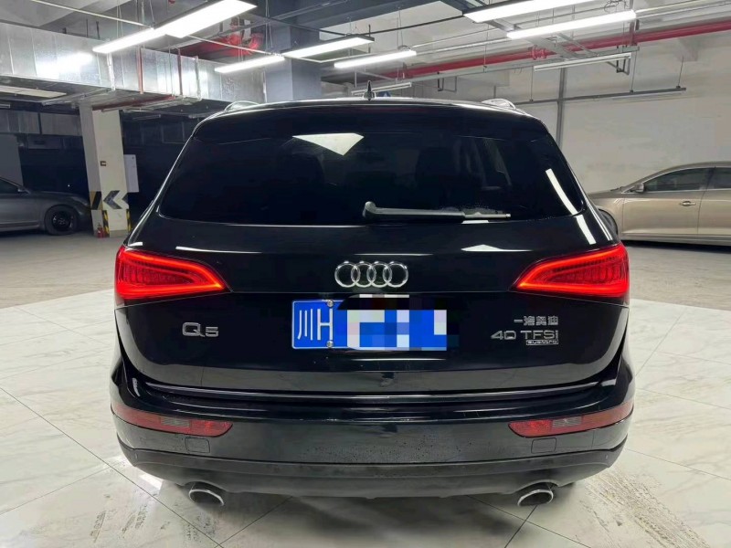 成都16年奥迪Q55