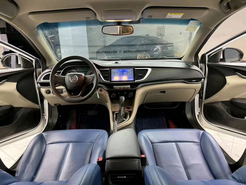 成都20年别克英朗6