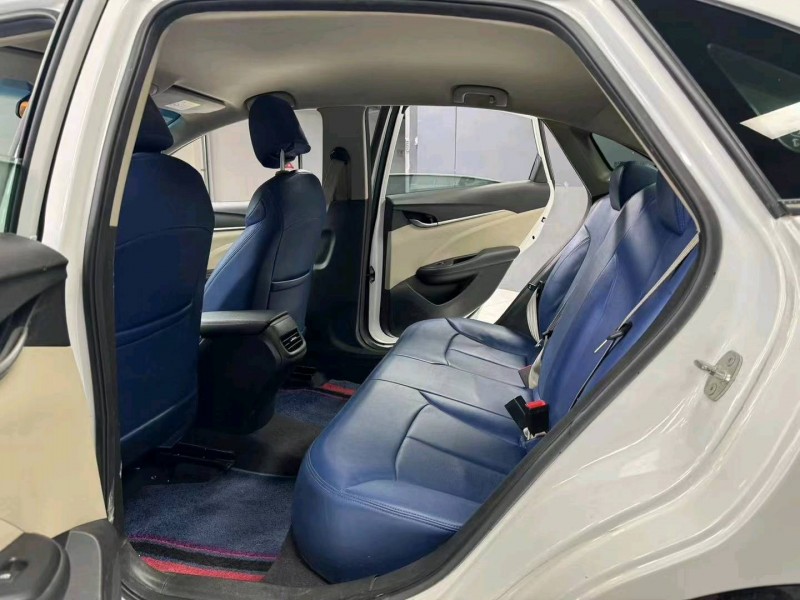 成都20年别克英朗9