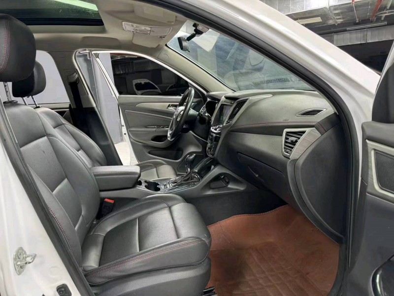 成都17年长安汽车CS754