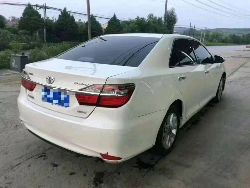 保定16年丰田凯美瑞7