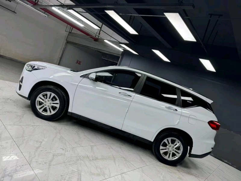 成都21年哈弗M64