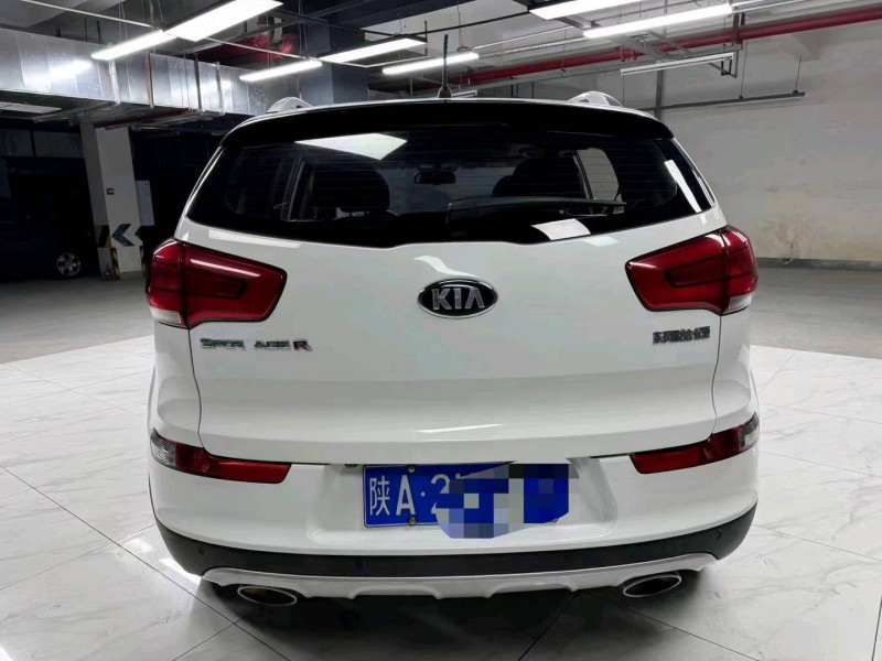 成都18年起亚智跑3