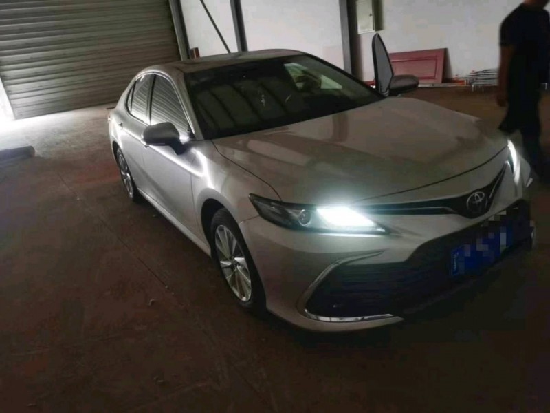 保定22年丰田凯美瑞1