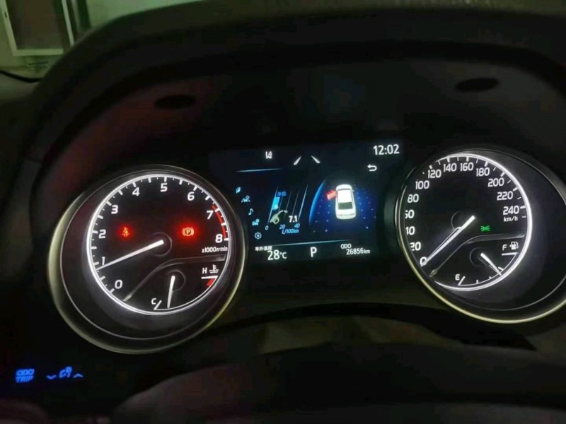 保定22年丰田凯美瑞3