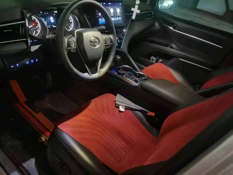 保定22年丰田凯美瑞5