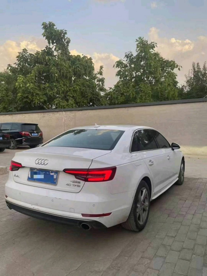 保定17年奥迪A4L8