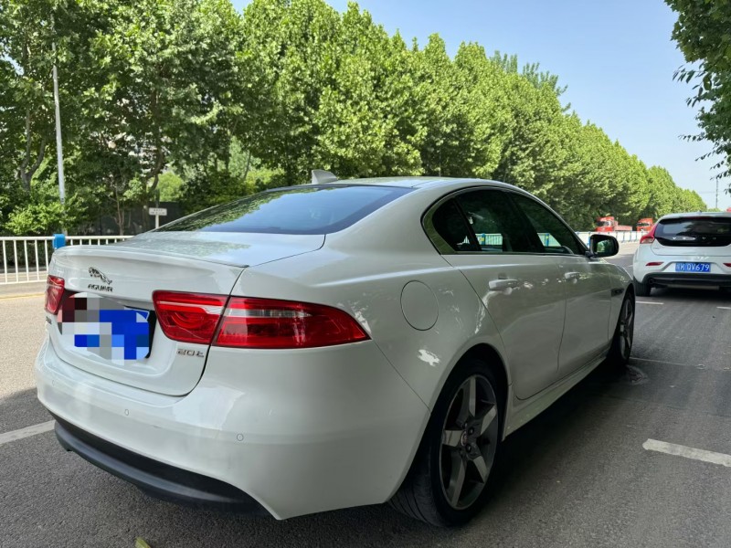 阜陽18年捷豹XE7