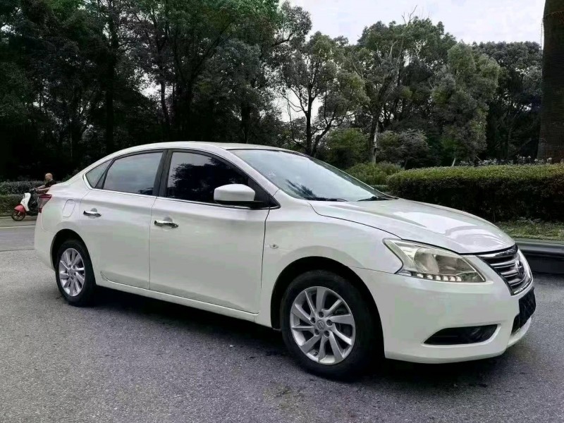 臺州16年日產軒逸2