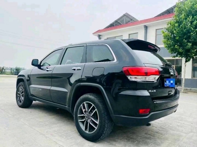 烟台20年Jeep大切诺基7