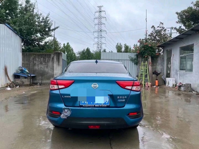 潍坊16年日产蓝鸟3