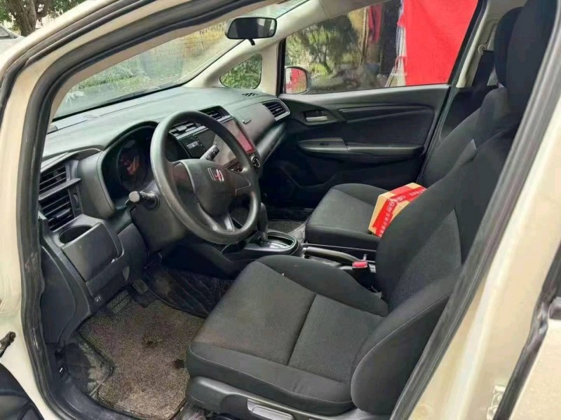 汕头19年本田飞度5