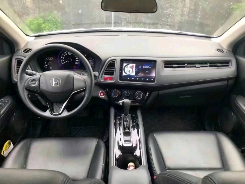江门19年本田缤智2