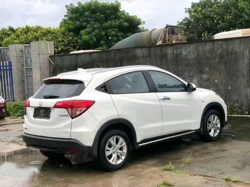 江门19年本田缤智4