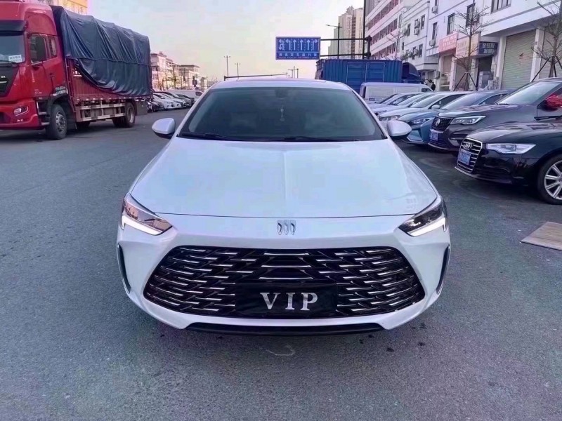 佛山24年别克君威1