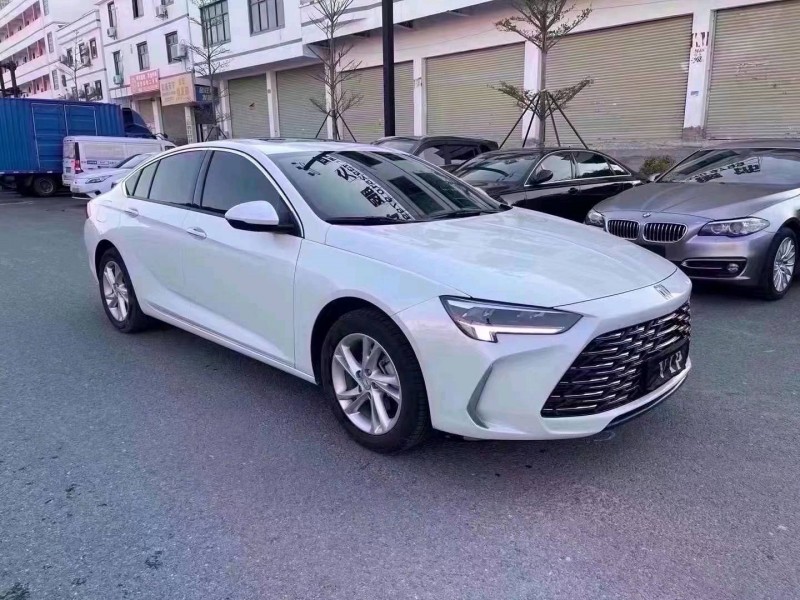 佛山24年别克君威7