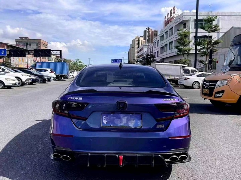 深圳18年本田雅阁6