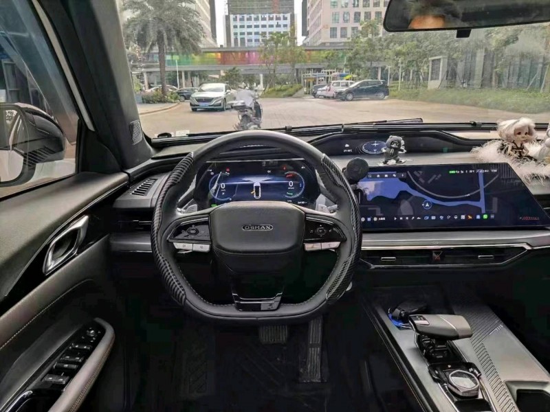 陽江23年長安汽車歐尚7