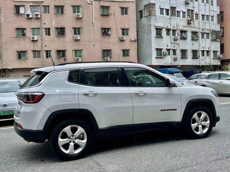 云浮20年Jeep指南者7