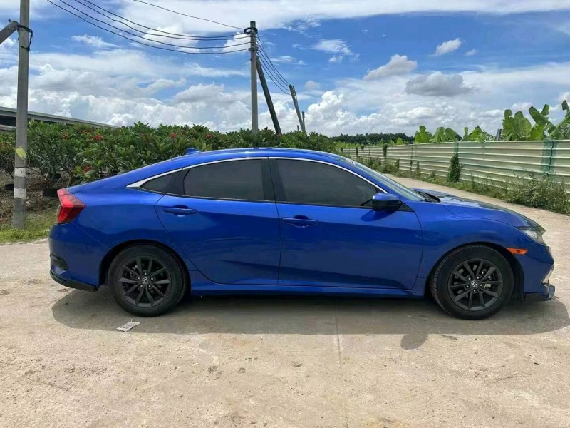 广州22年本田思域3