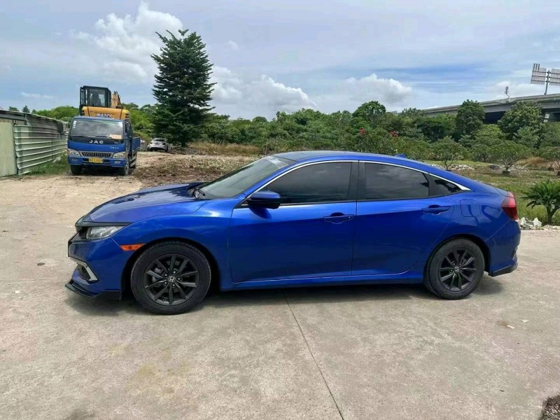 广州22年本田思域8