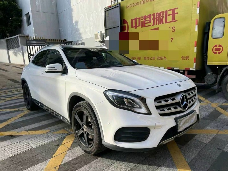 汕头19年奔驰GLA2