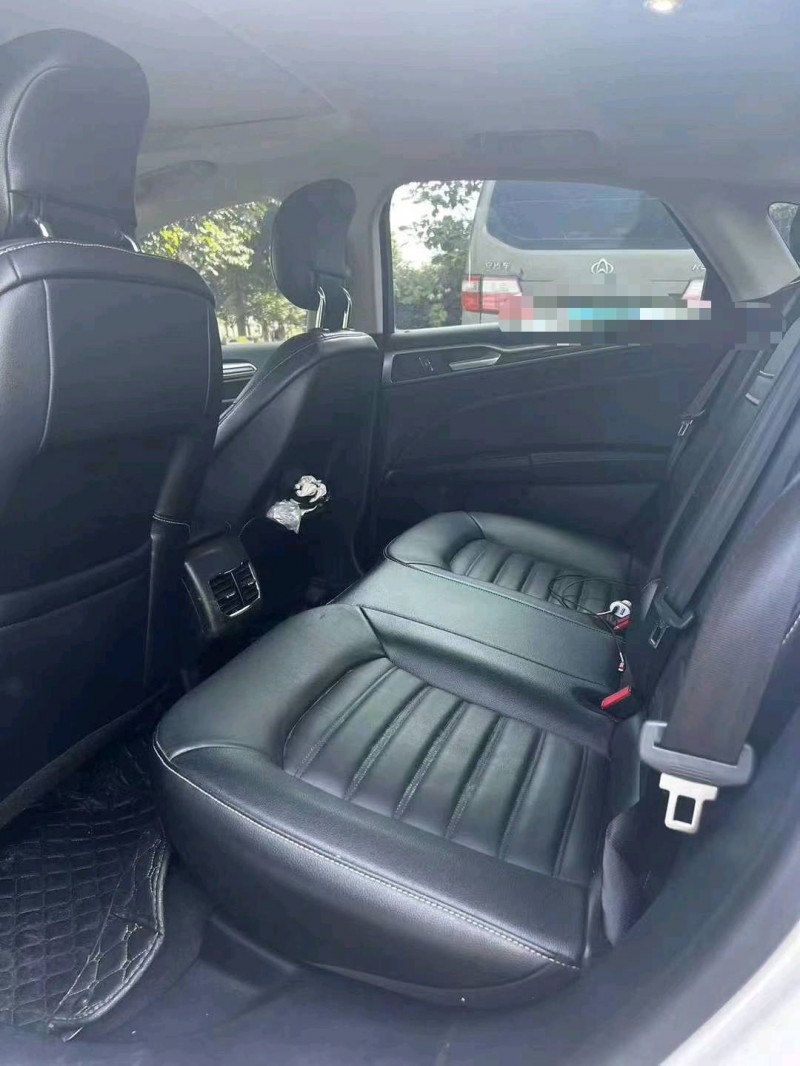 济宁19年福特蒙迪欧4