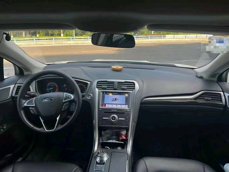 济宁19年福特蒙迪欧5