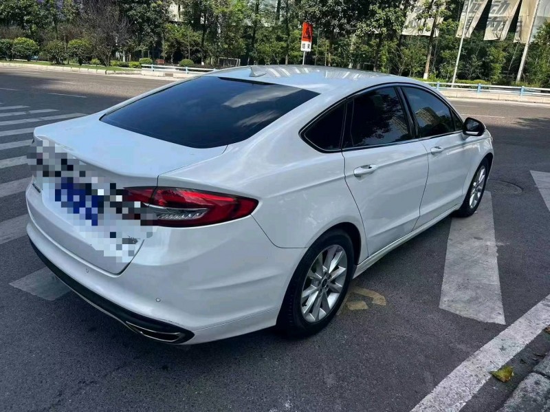 济宁19年福特蒙迪欧7