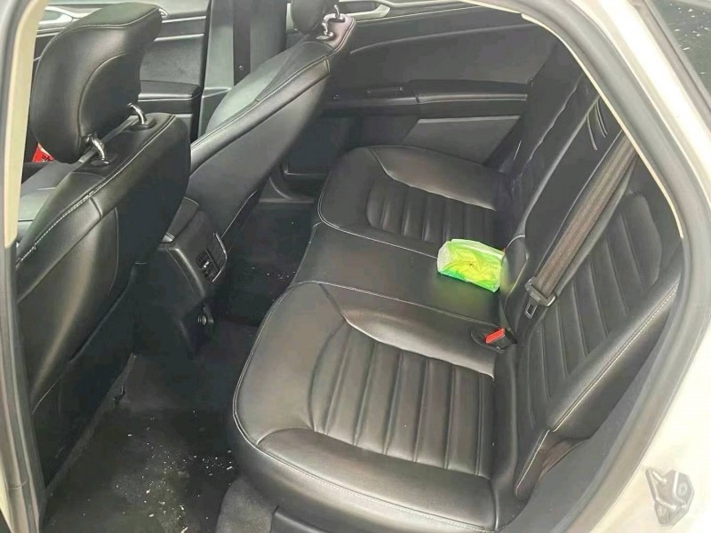 济宁18年福特蒙迪欧5