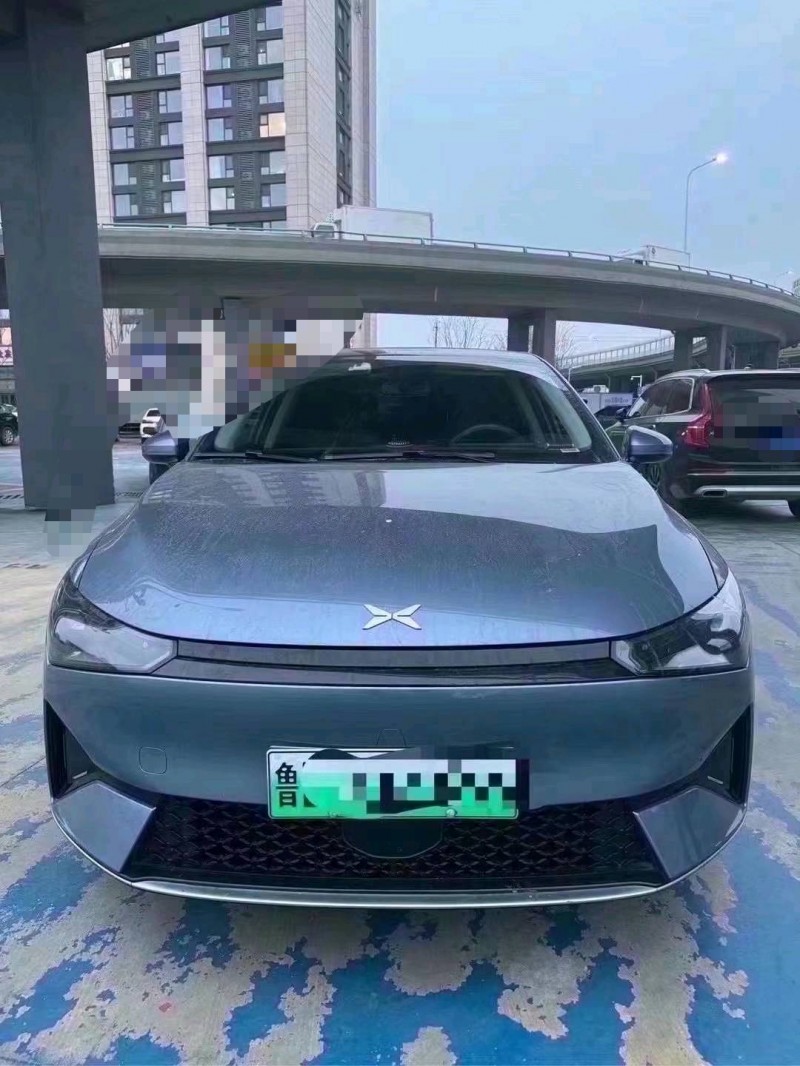 青島23年小鵬汽車P51