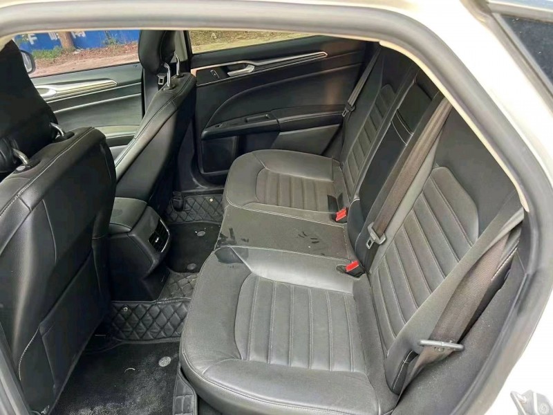 济南17年福特蒙迪欧4