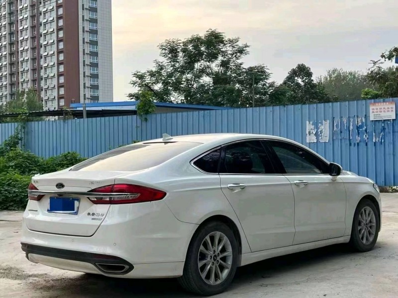 济南17年福特蒙迪欧8