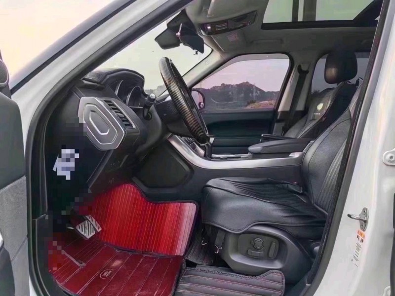 青岛17年路虎揽胜运动4