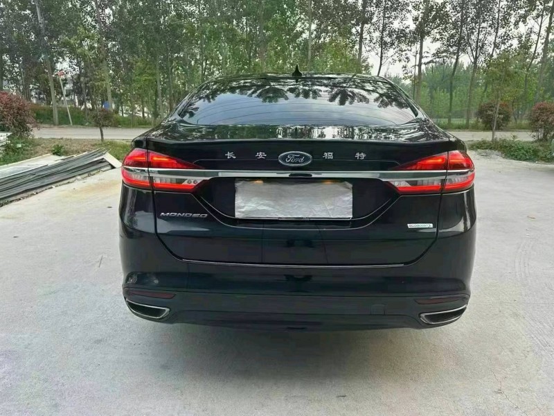 徐州17年福特蒙迪欧9