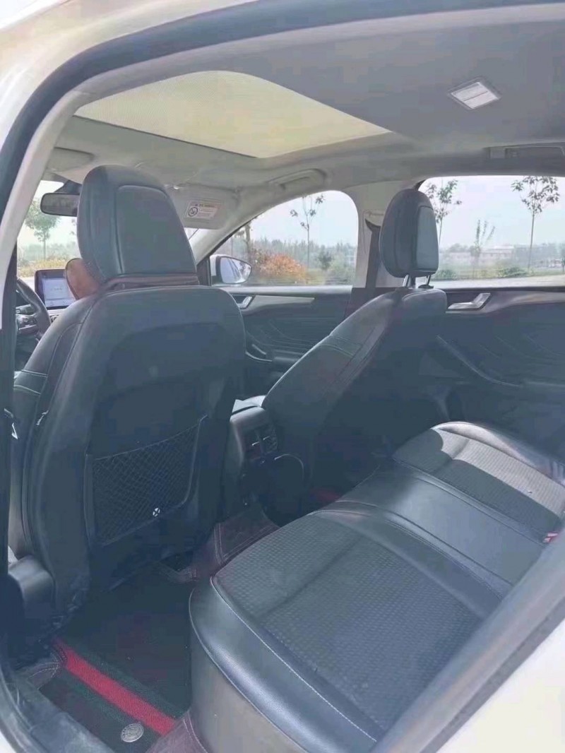 菏泽19年福特福克斯2