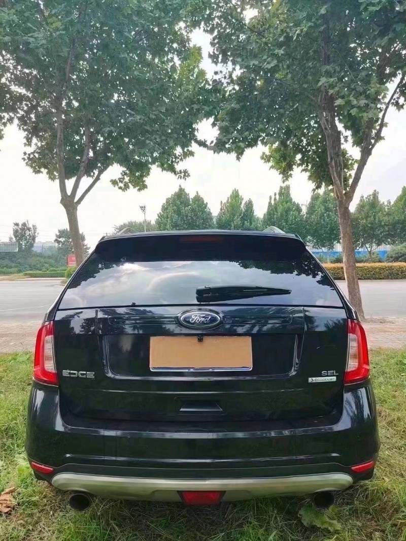 济宁12年福特锐界7