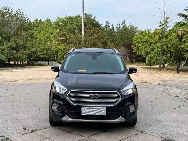 青岛18年福特翼虎1