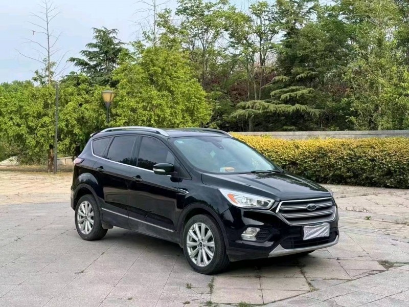 青岛18年福特翼虎3