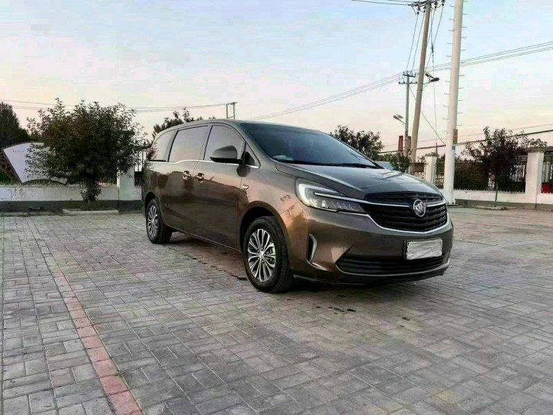 徐州21年别克GL86