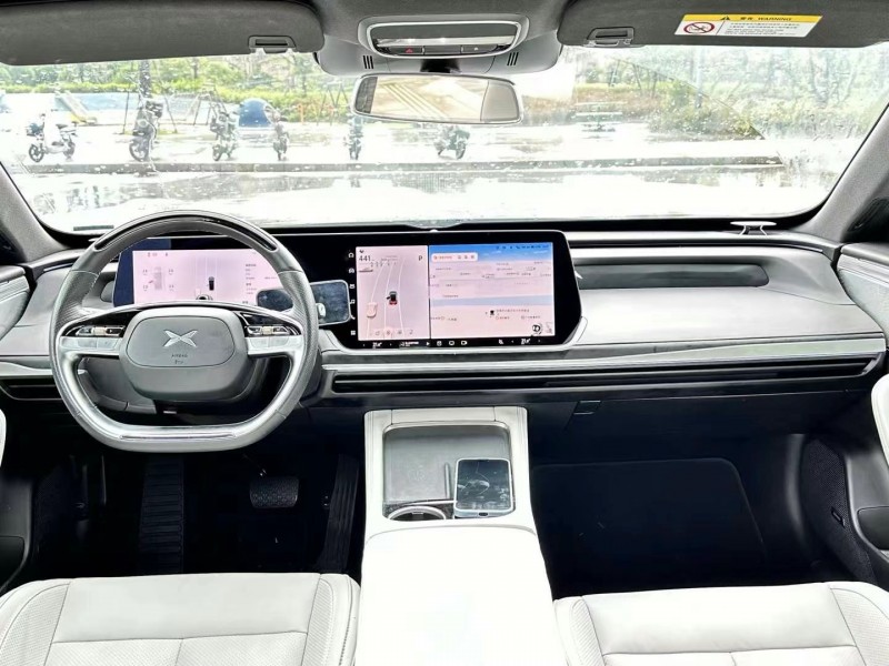 東莞23年小鵬汽車p76